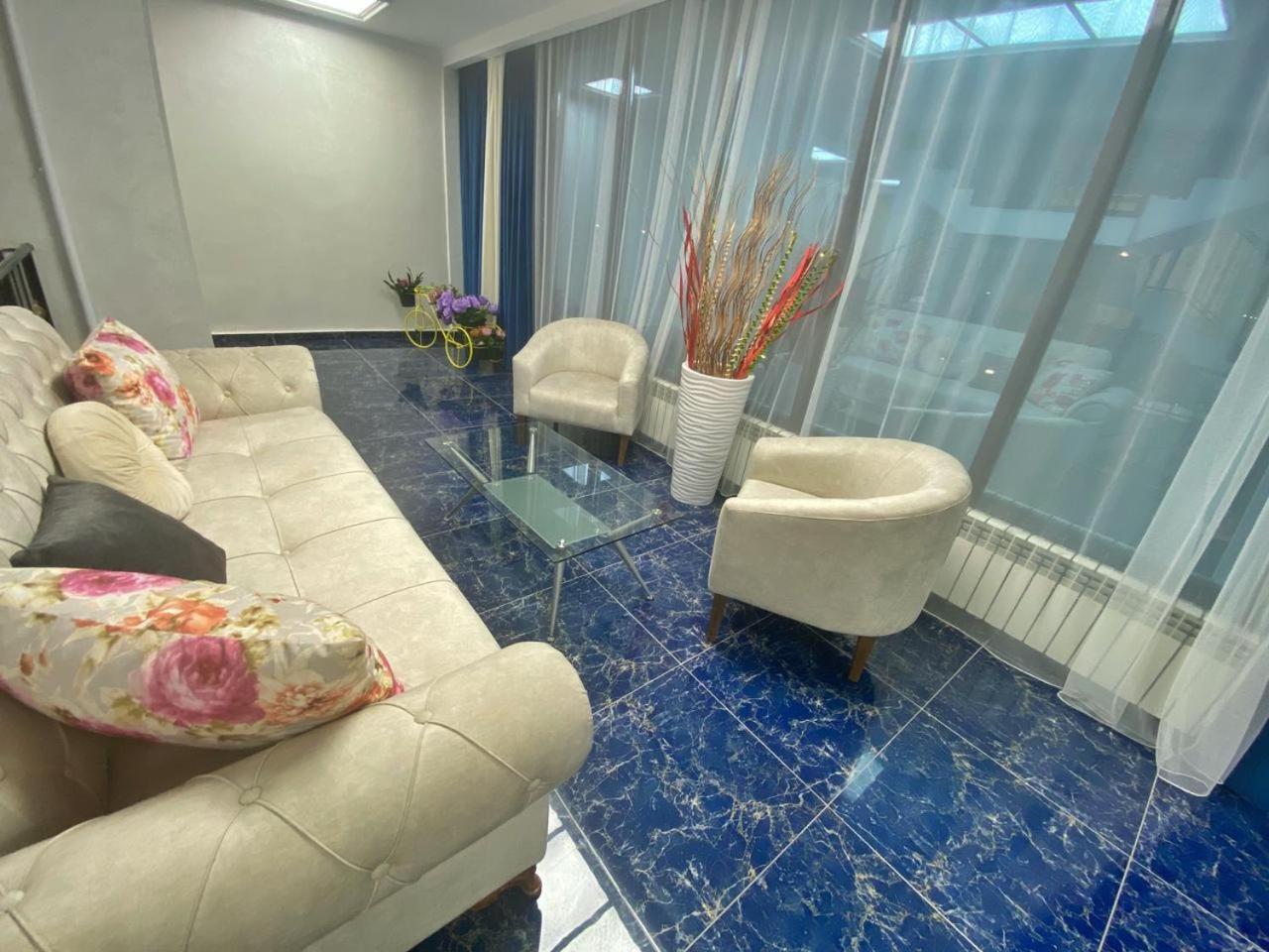 Grand Villa Turkistan ภายนอก รูปภาพ